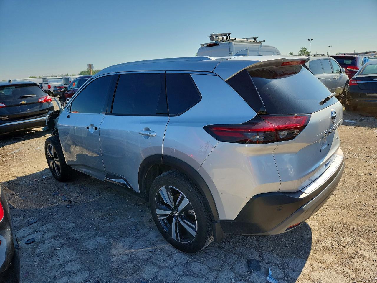 2021 NISSAN ROGUE SL — снимка 2
