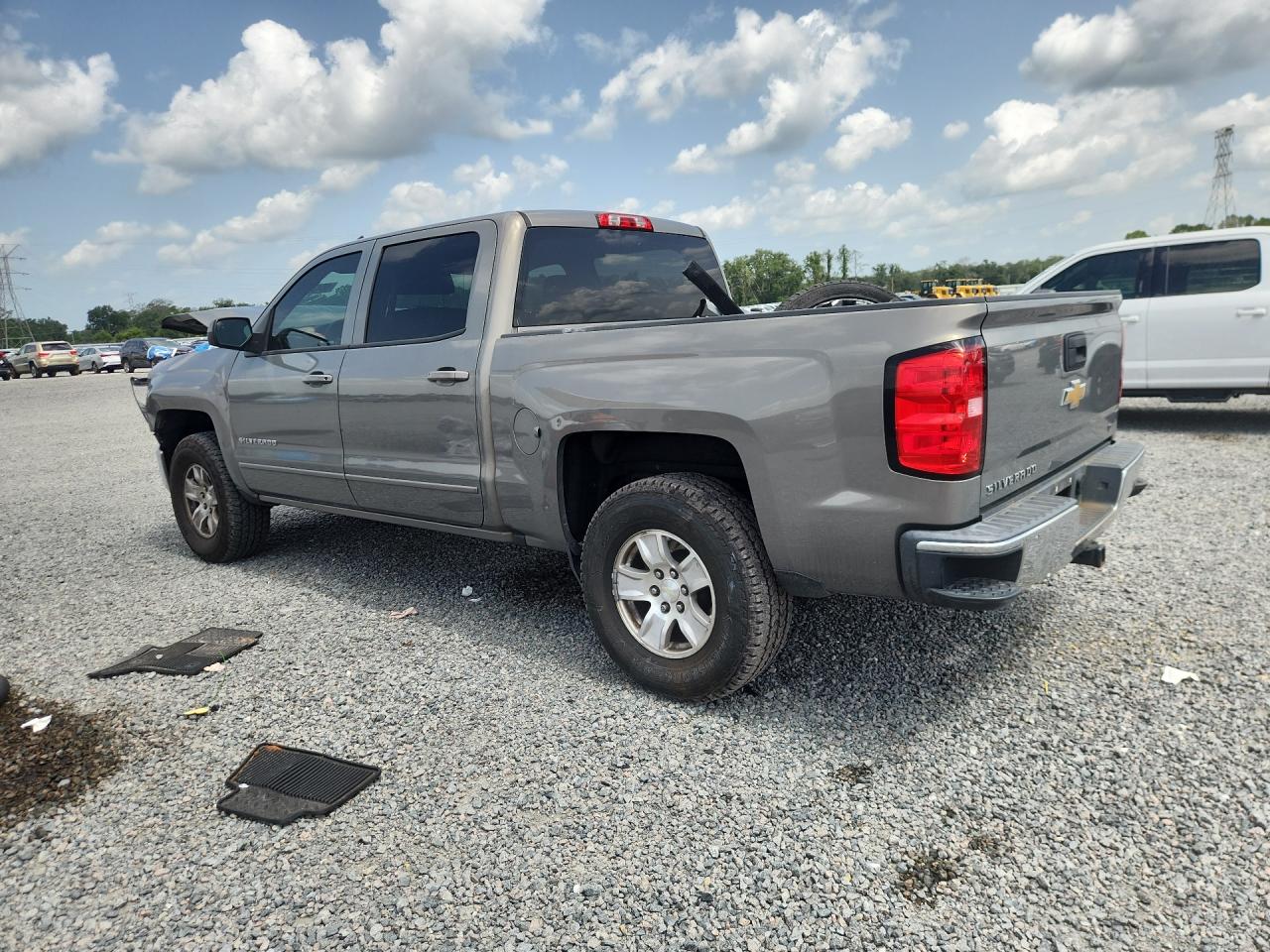 2017 CHEVROLET SILVERADO C1500 LT — снимка 2