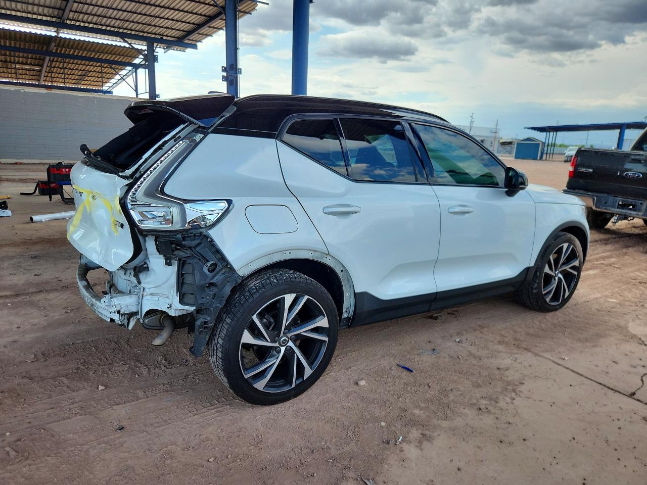 2021 VOLVO XC40 T5 R-DESIGN — снимка 3