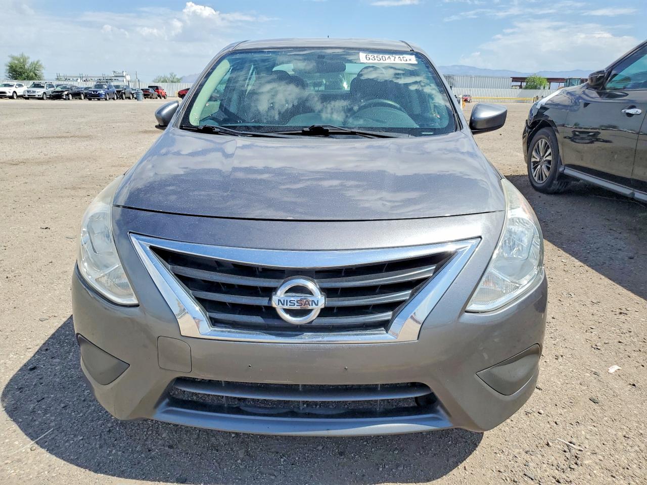 2018 NISSAN VERSA SV — снимка 5
