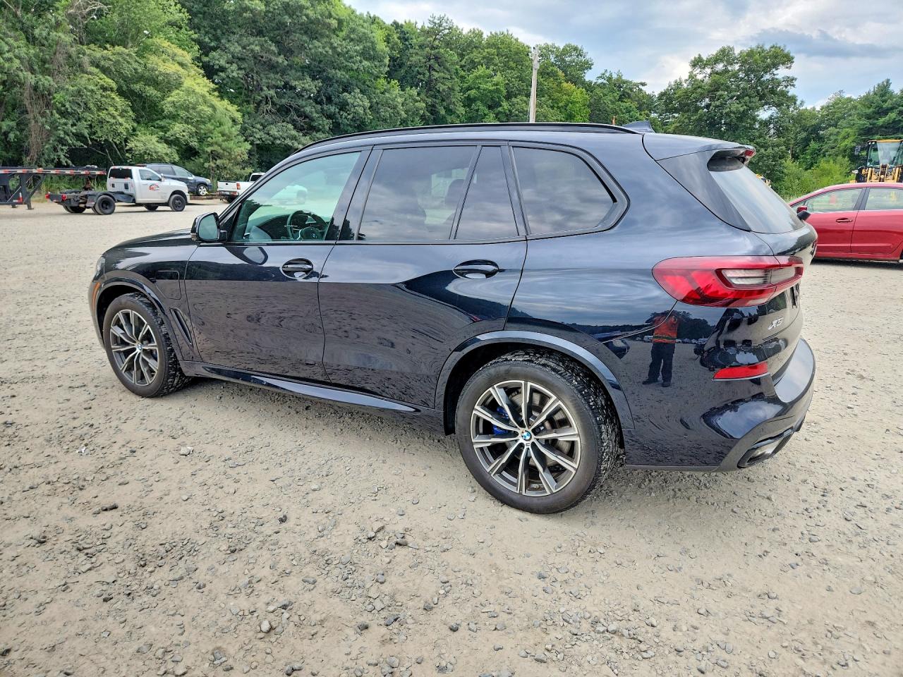 2021 BMW X5 XDRIVE45E — снимка 2