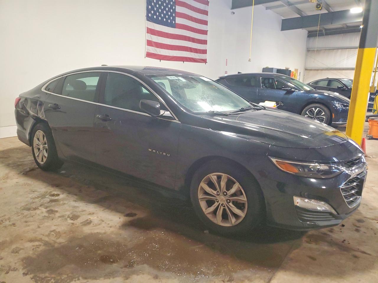 2023 CHEVROLET MALIBU LT — снимка 4