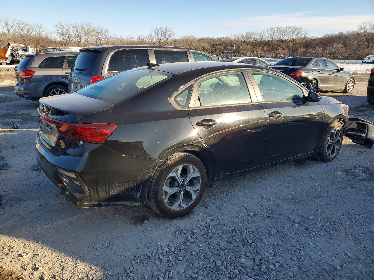 2021 KIA FORTE — снимка 3