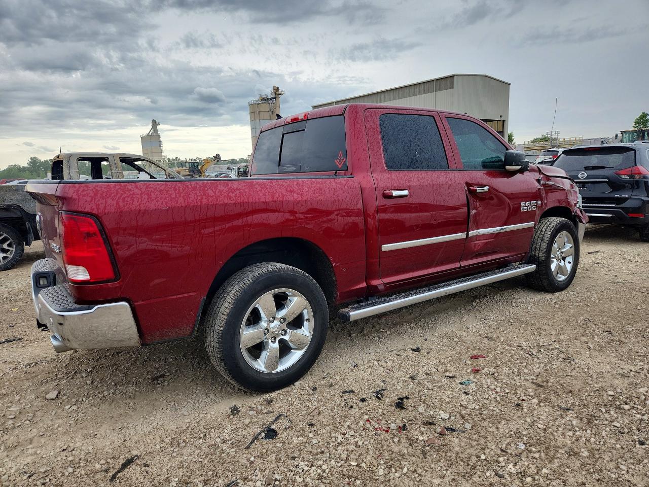 2015 RAM 1500 SLT — снимка 3