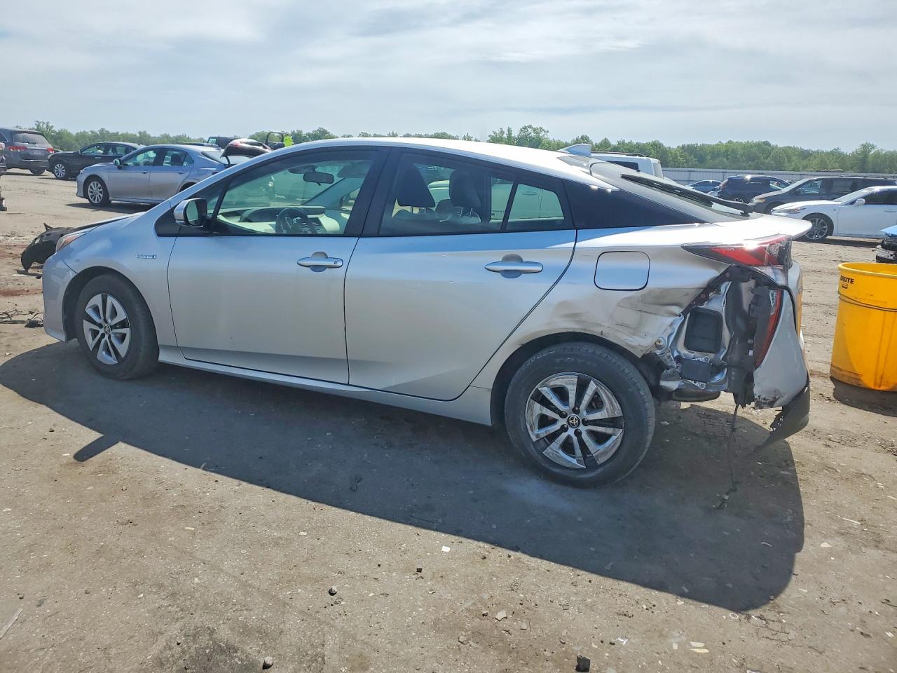 2018 TOYOTA PRIUS TWO — снимка 2