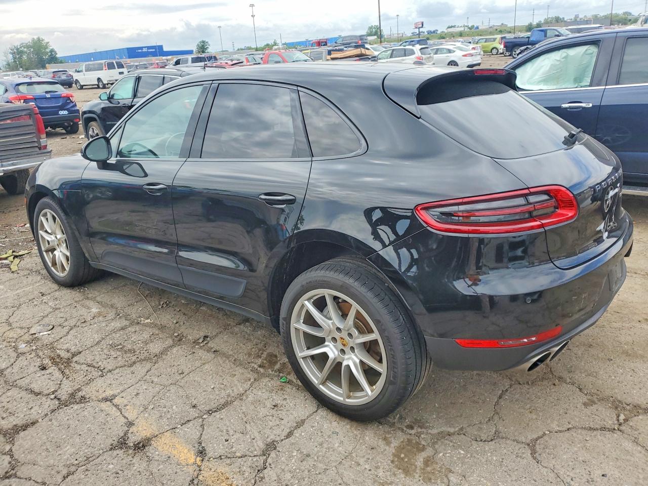 2017 PORSCHE MACAN S — снимка 2