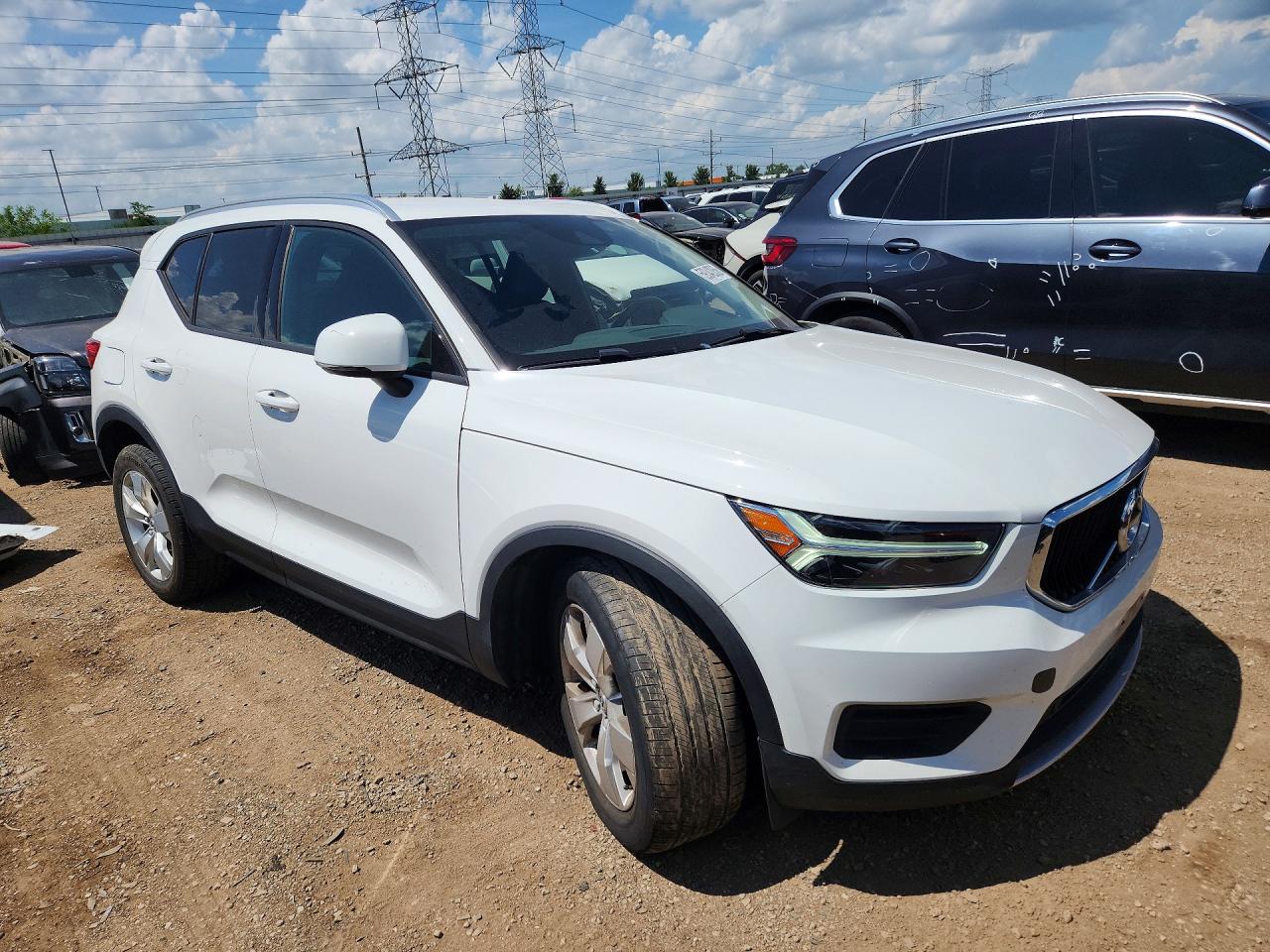 2020 VOLVO XC40 T5 MOMENTUM — снимка 4