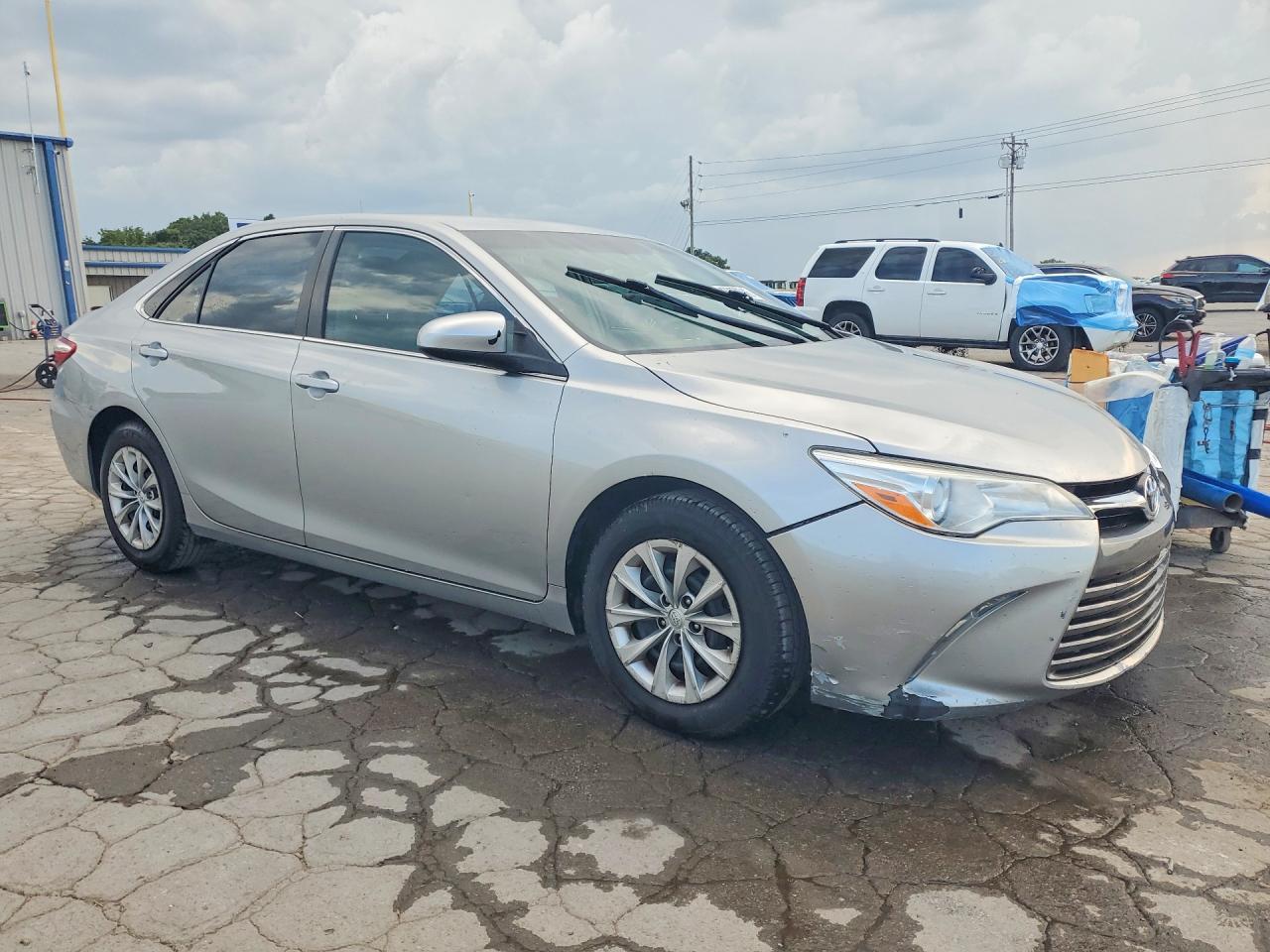 2016 TOYOTA CAMRY LE — снимка 4
