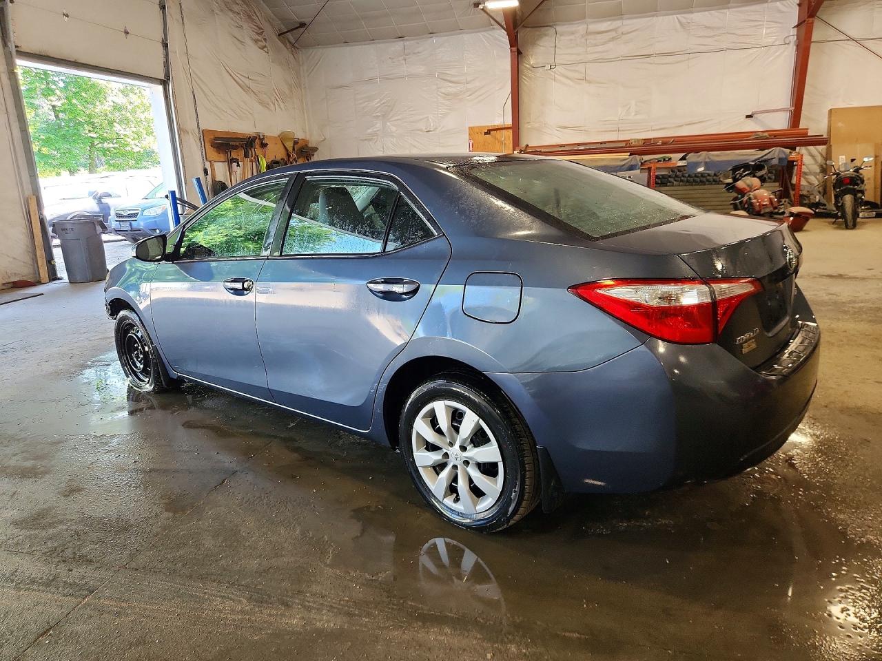 2015 TOYOTA COROLLA LE — снимка 2