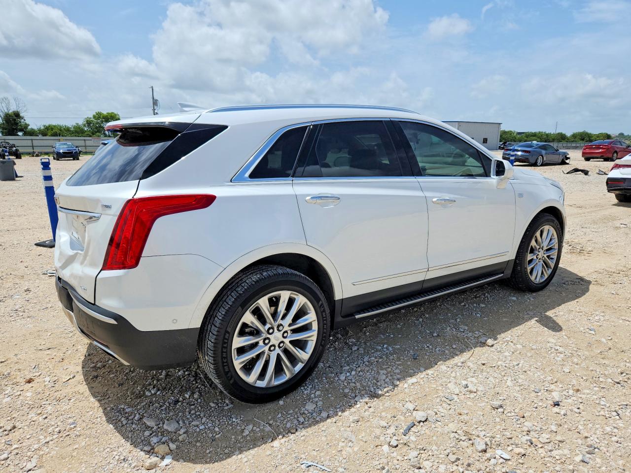 2018 CADILLAC XT5 PLATINUM — снимка 3