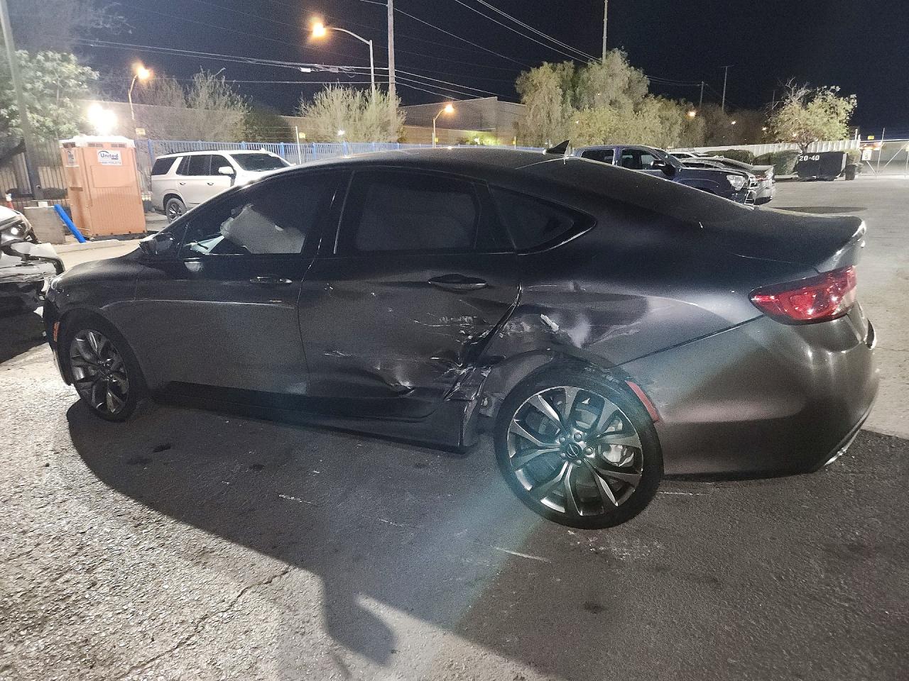 2015 CHRYSLER 200 S — снимка 2