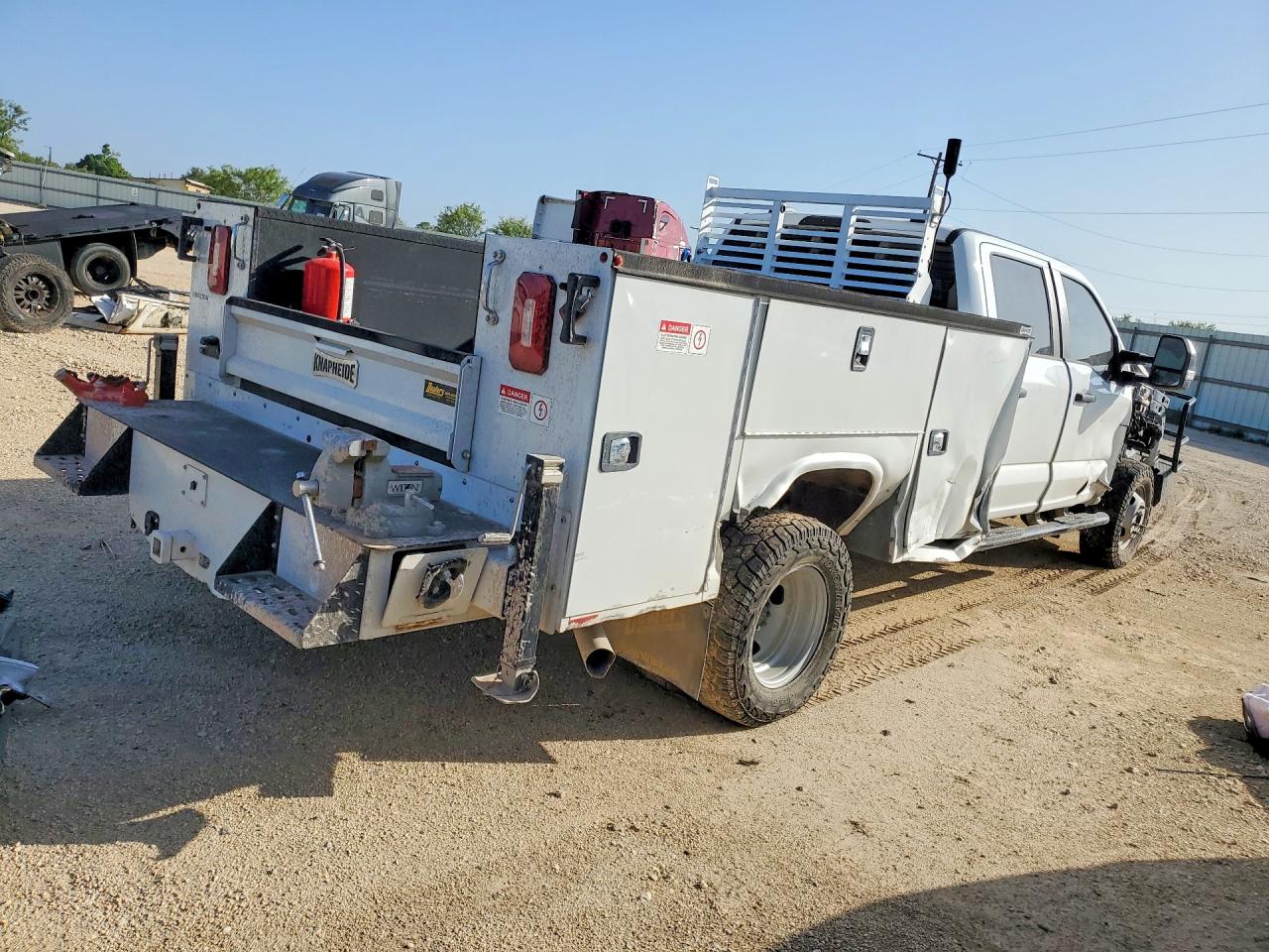 2024 FORD F350 SUPER DUTY — снимка 3