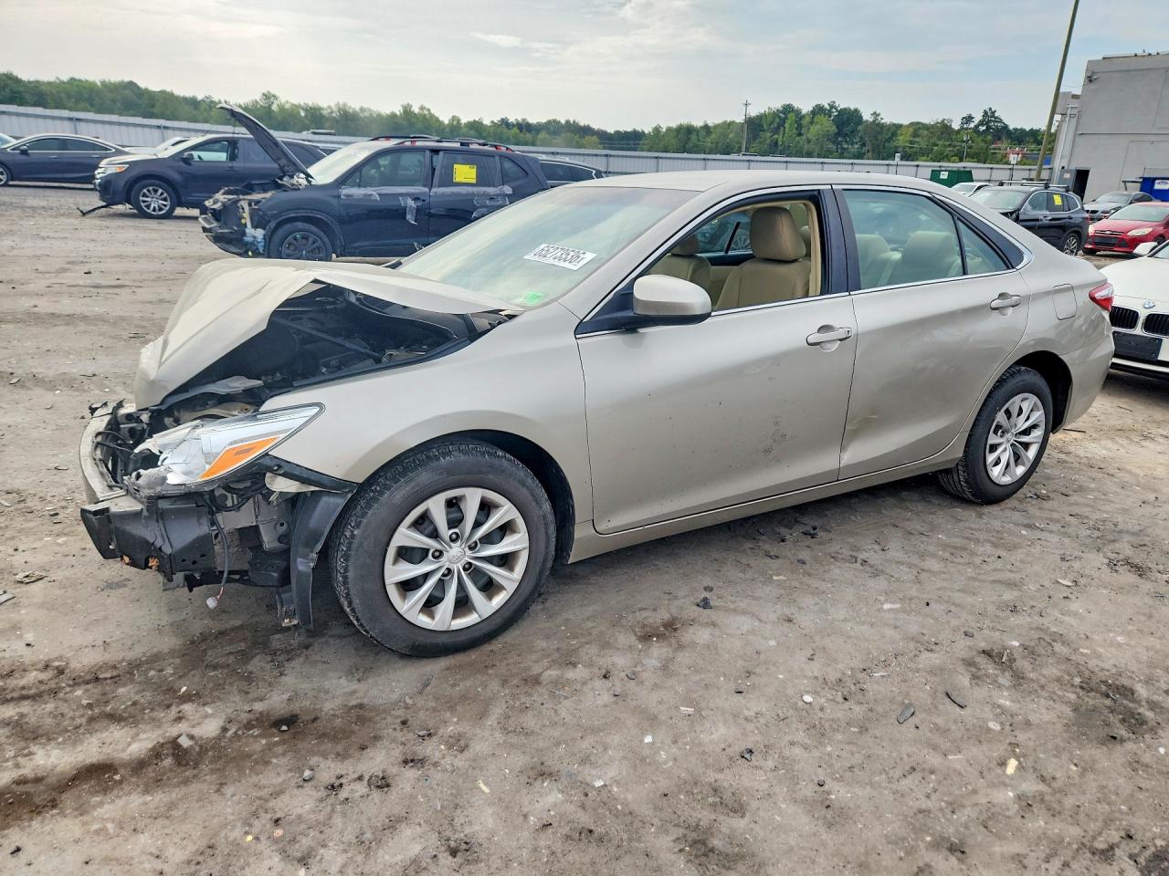 2016 TOYOTA CAMRY LE