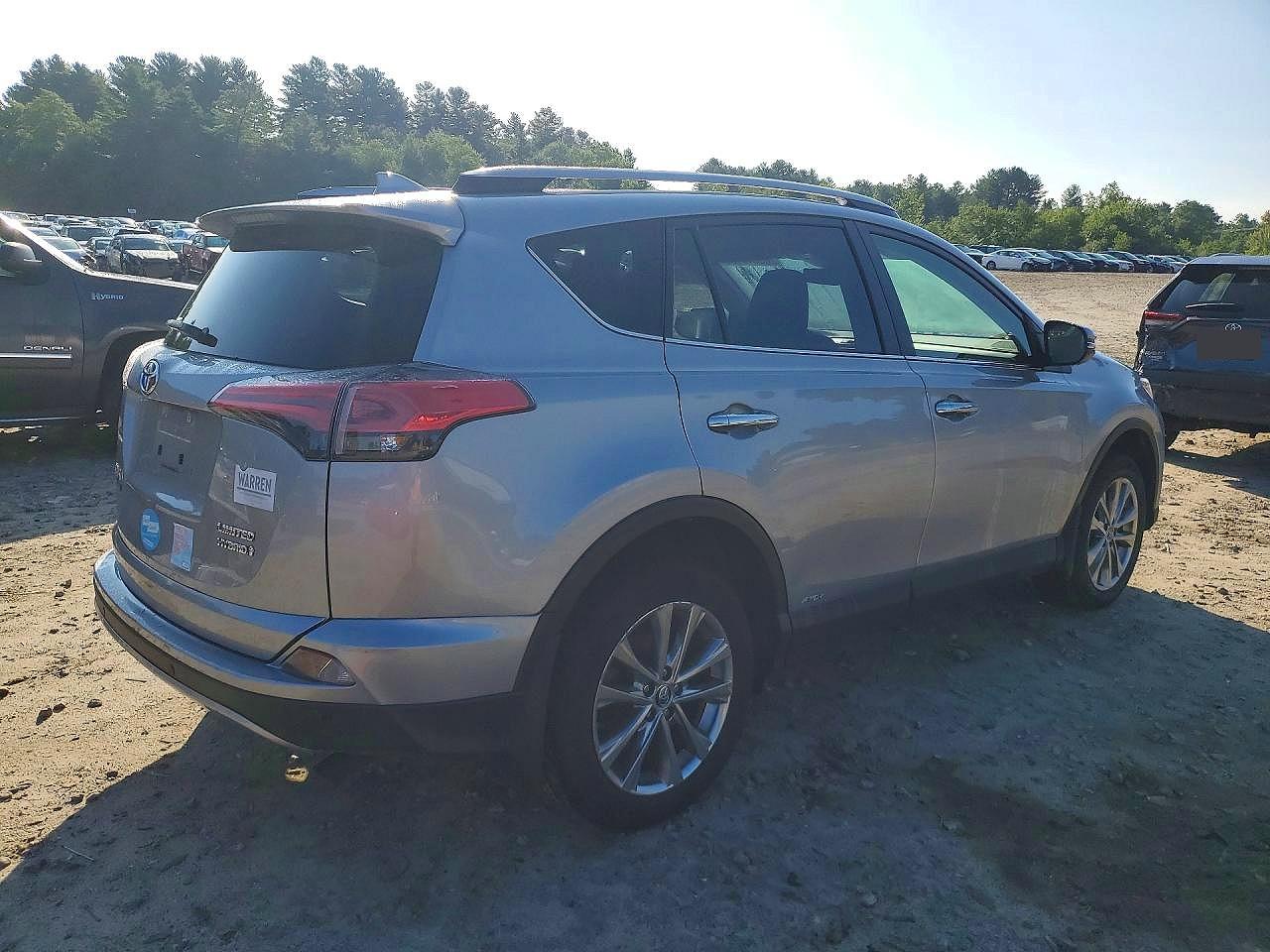 2018 TOYOTA RAV4 HV LIMITED — снимка 3