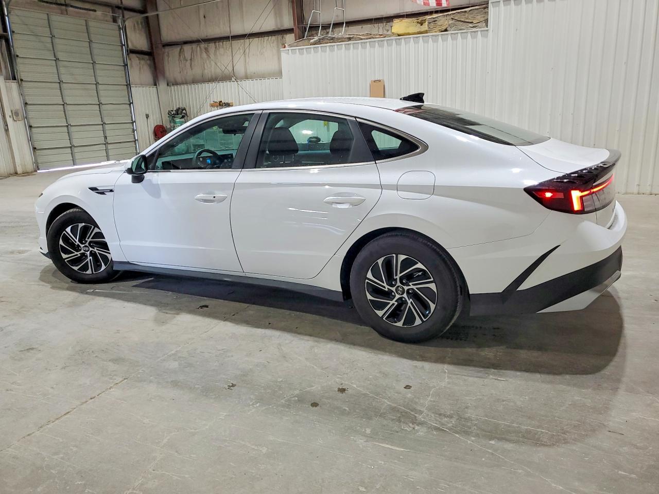 2026 HYUNDAI SONATA HYBRID BLUE — снимка 2
