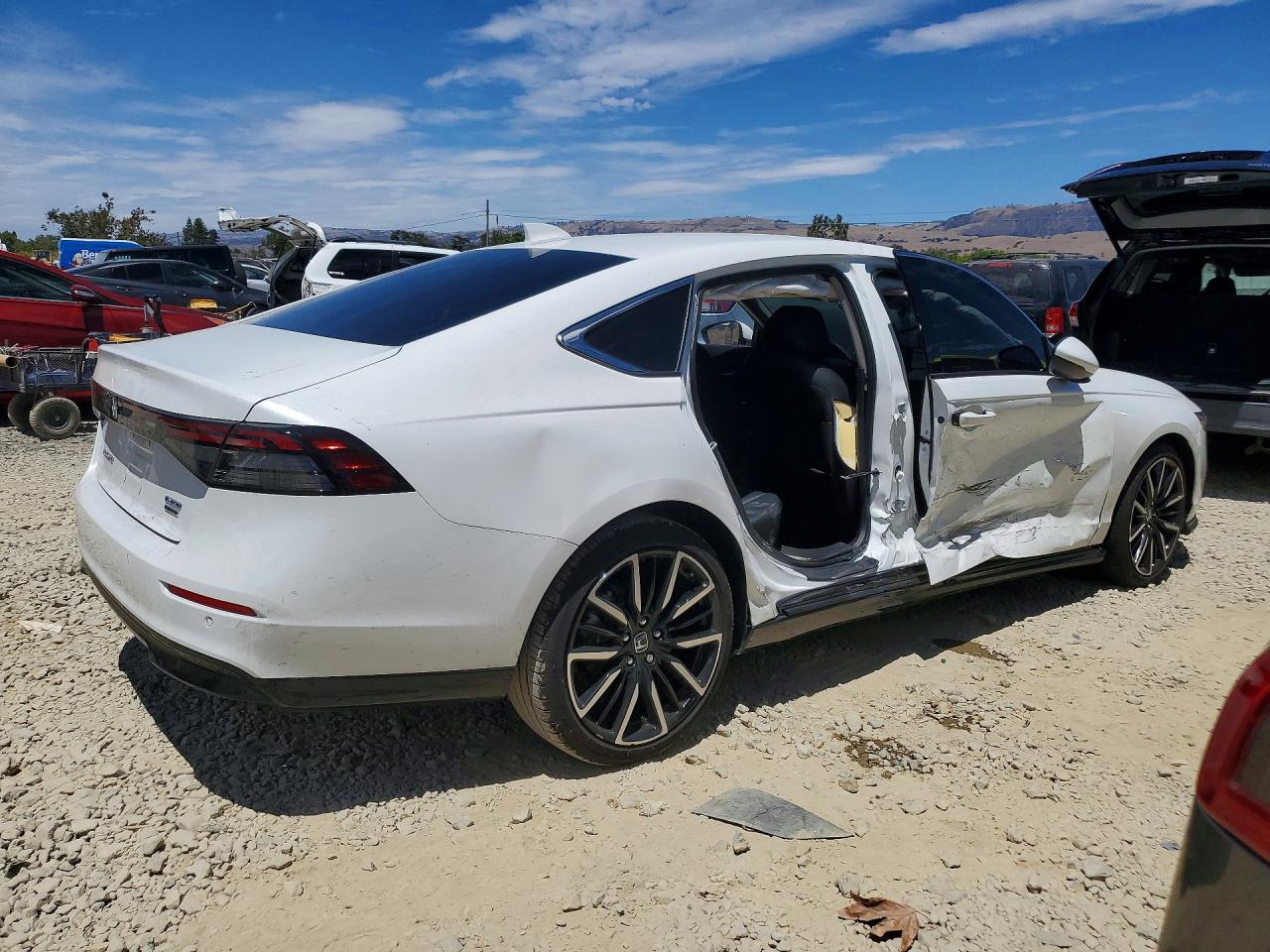 2025 HONDA ACCORD TOURING HYBRID — снимка 3