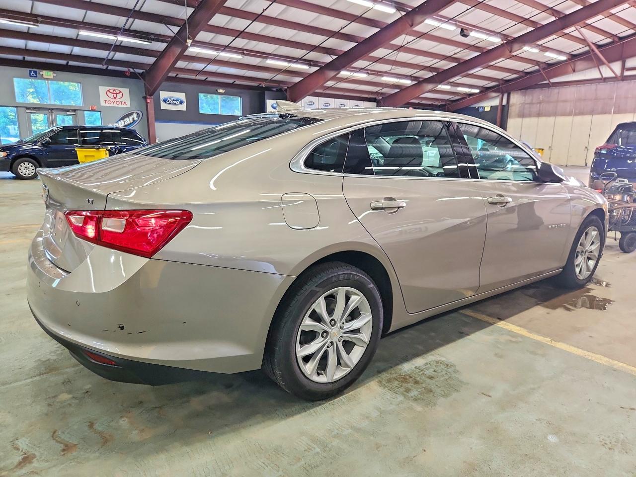 2023 CHEVROLET MALIBU LT — снимка 3