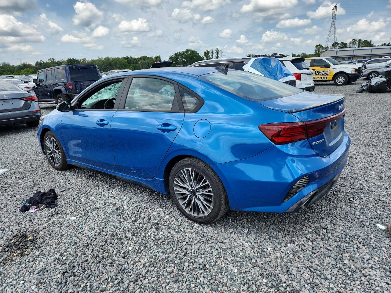 2023 KIA FORTE GT LINE — снимка 2