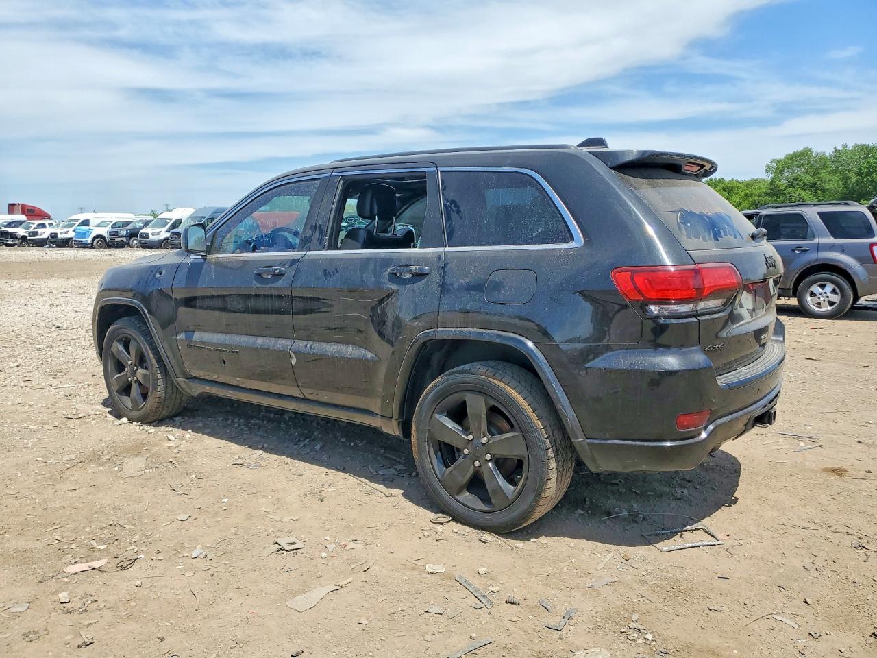 2015 JEEP GRAND CHEROKEE LAREDO — снимка 2