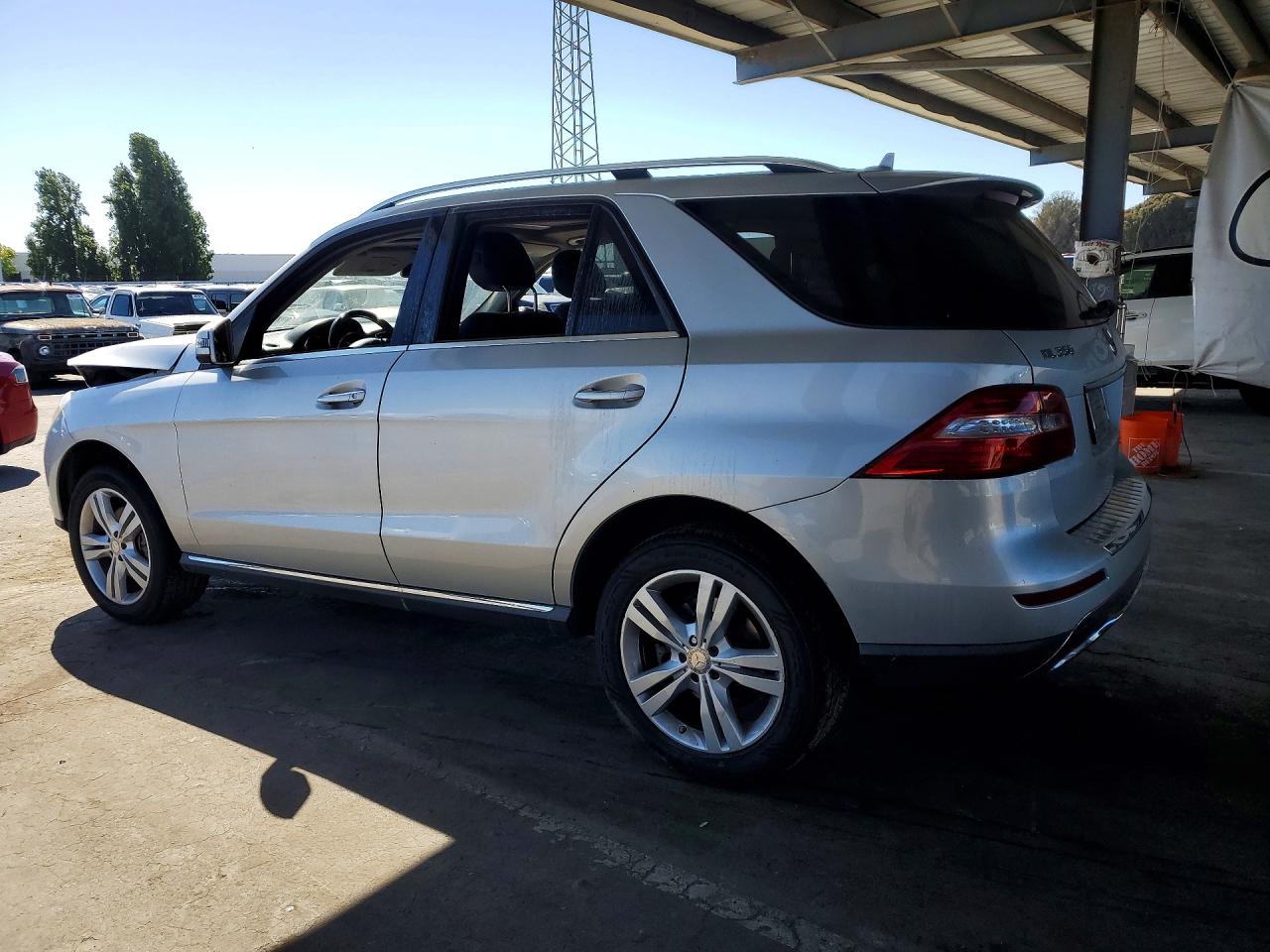 2015 MERCEDES-BENZ ML 350 4MATIC — снимка 2