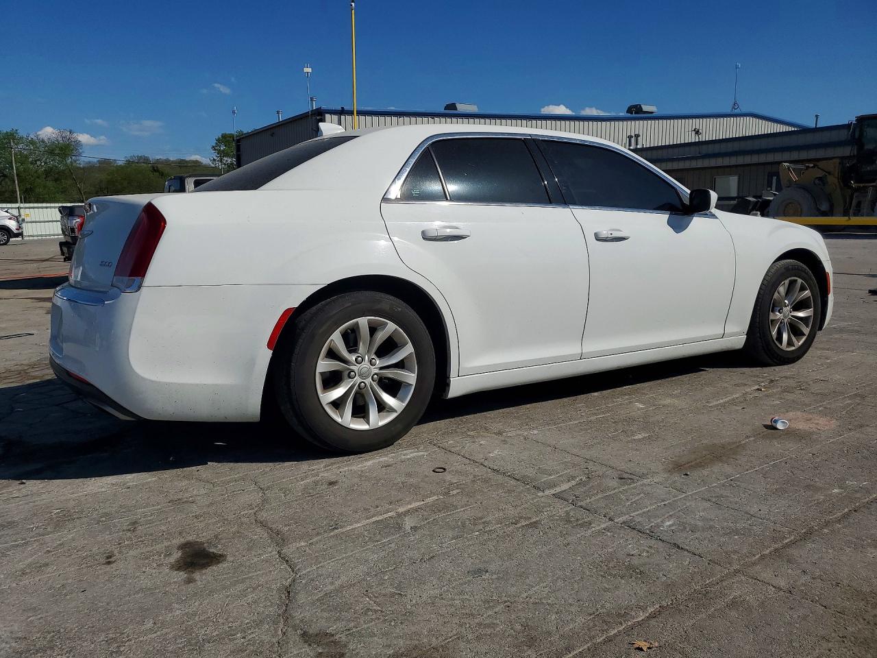 2016 CHRYSLER 300 LIMITED — снимка 3