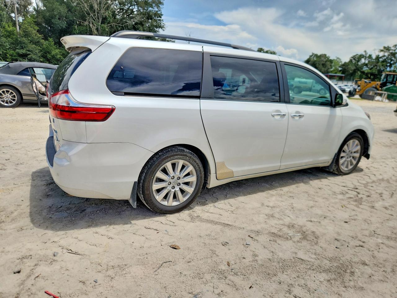 2015 TOYOTA SIENNA XLE 7-PASSENGER — снимка 3