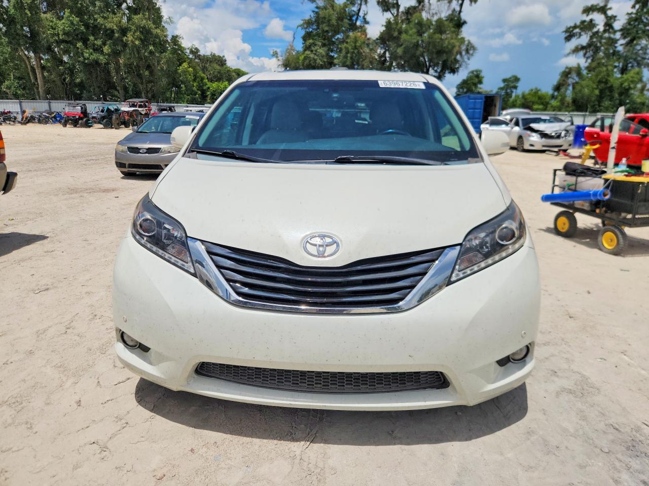 2015 TOYOTA SIENNA XLE 7-PASSENGER — снимка 5