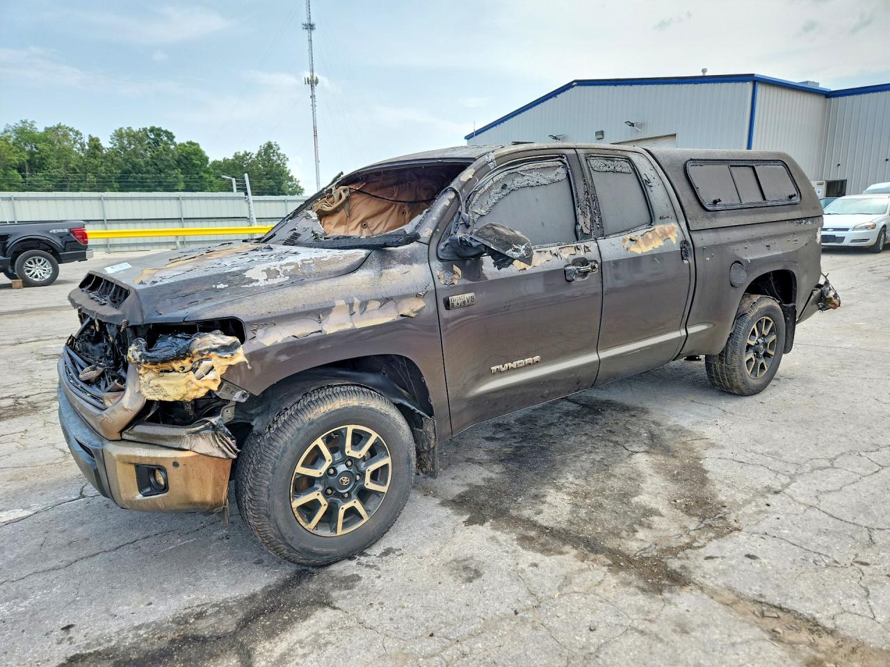 2020 TOYOTA TUNDRA DOUBLE CAB LIMITED