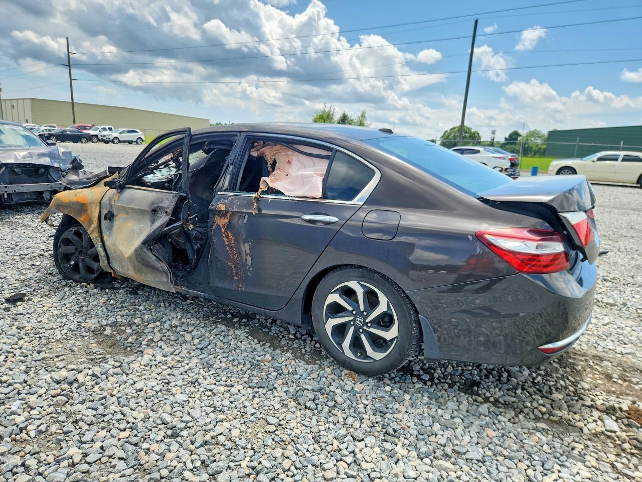 2016 HONDA ACCORD EX — снимка 2