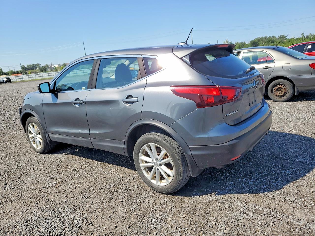 2018 NISSAN ROGUE SPORT SV — снимка 2