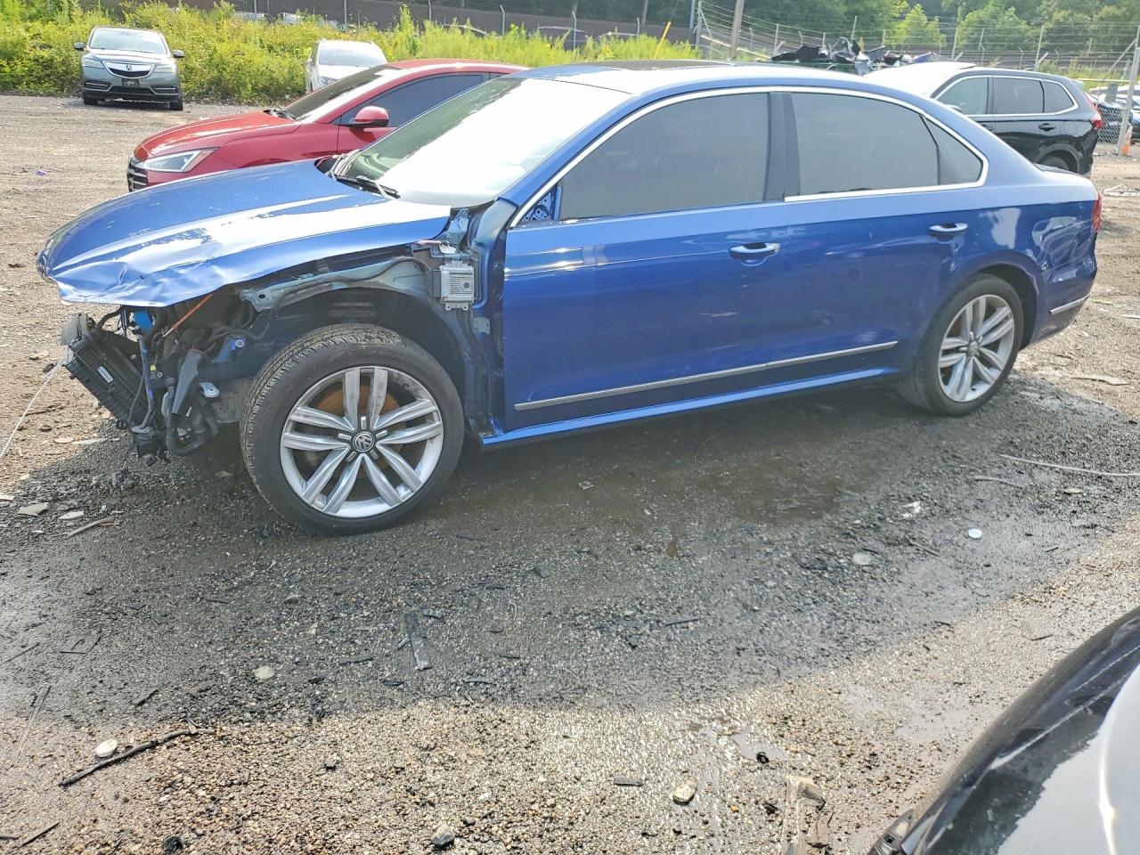 2017 VOLKSWAGEN PASSAT SEL PREMIUM
