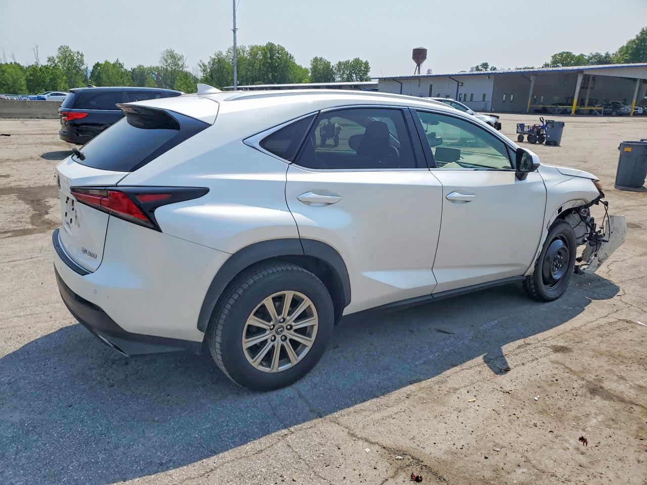 2021 LEXUS NX 300 BASE — снимка 3