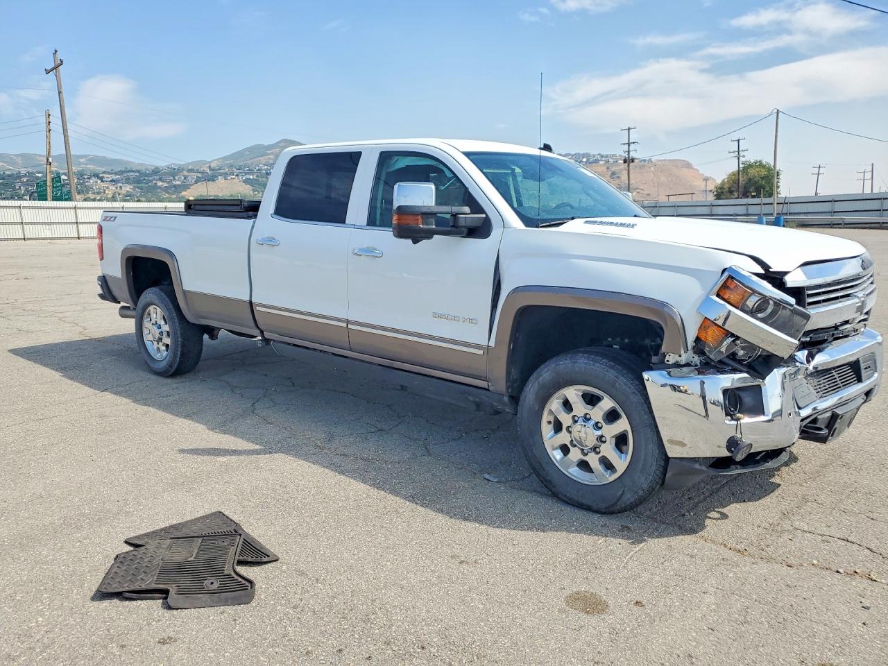 2015 CHEVROLET SILVERADO K3500 LTZ — снимка 4