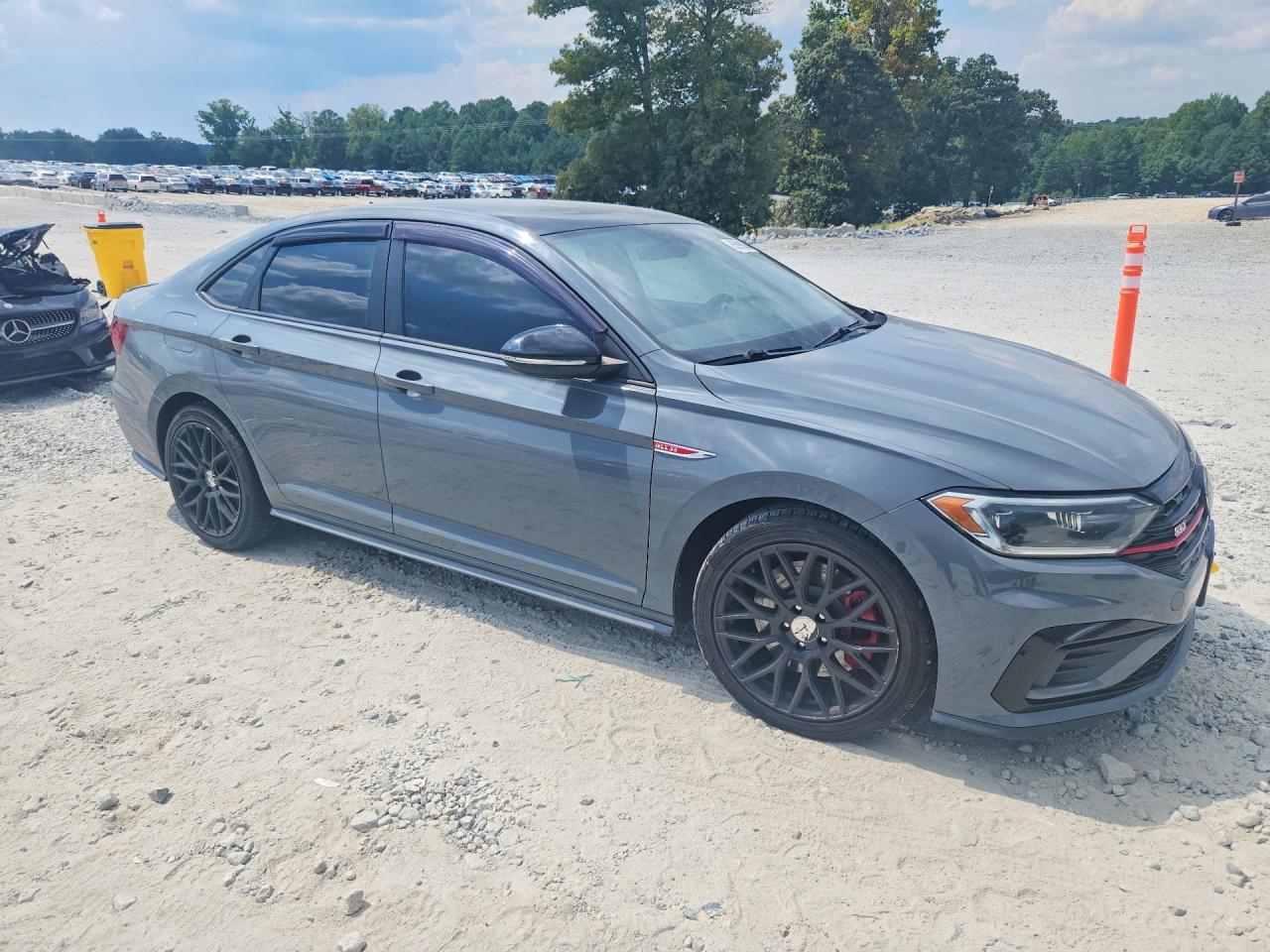 2019 VOLKSWAGEN JETTA GLI — снимка 4
