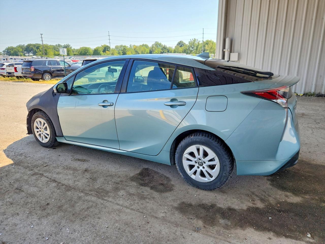 2016 TOYOTA PRIUS TWO — снимка 2