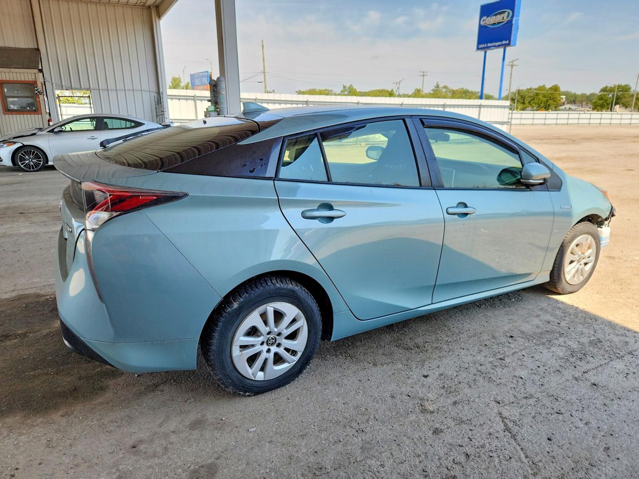 2016 TOYOTA PRIUS TWO — снимка 3