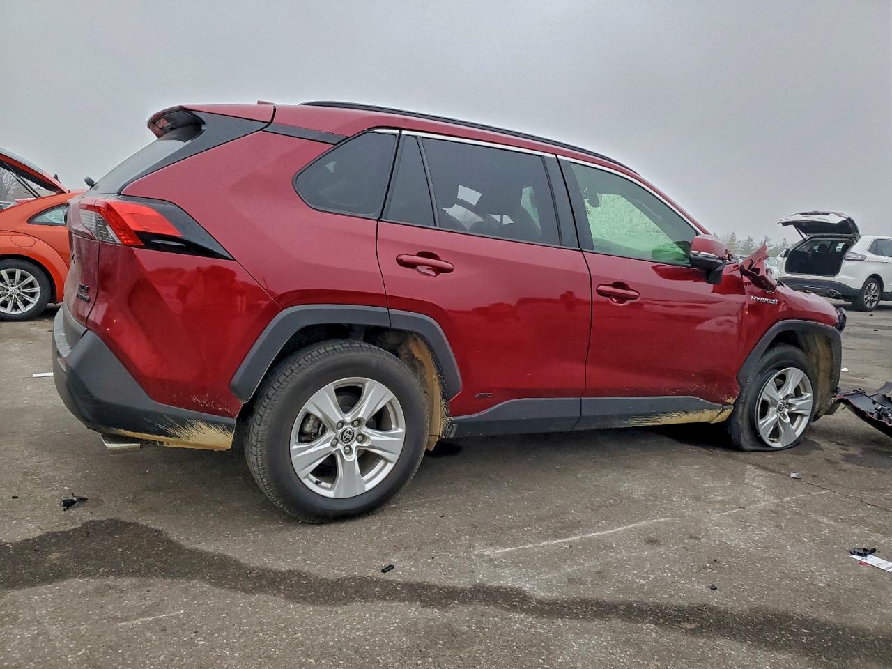 2020 TOYOTA RAV4 XLE — снимка 3