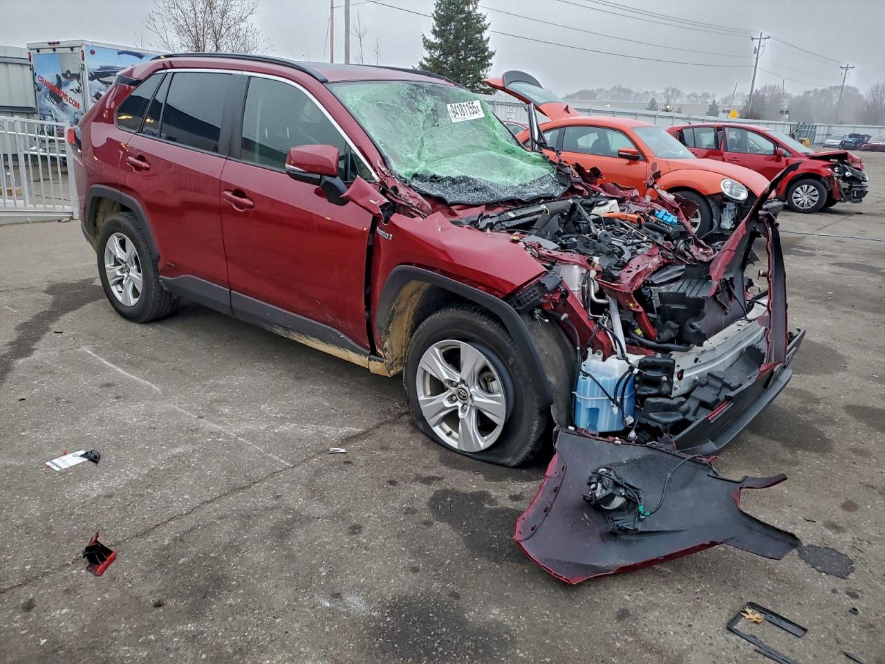 2020 TOYOTA RAV4 XLE — снимка 4