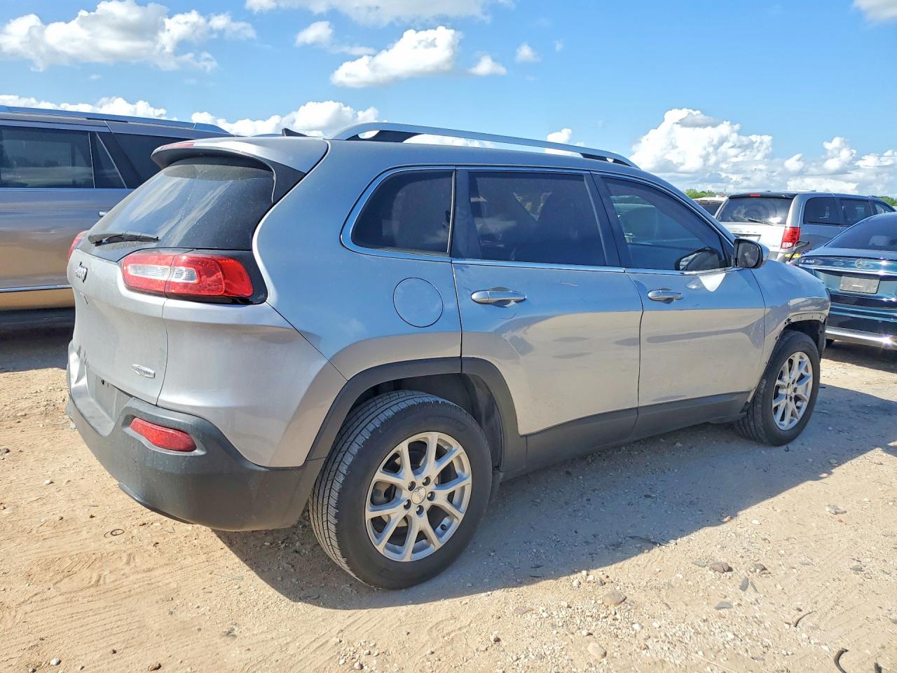 2016 JEEP CHEROKEE LATITUDE — снимка 3