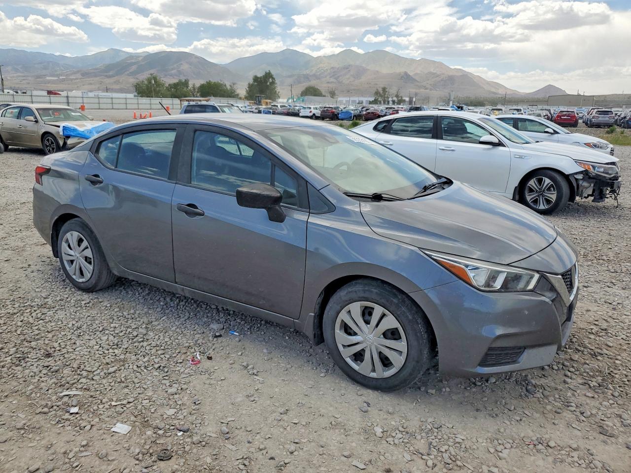 2020 NISSAN VERSA — снимка 4