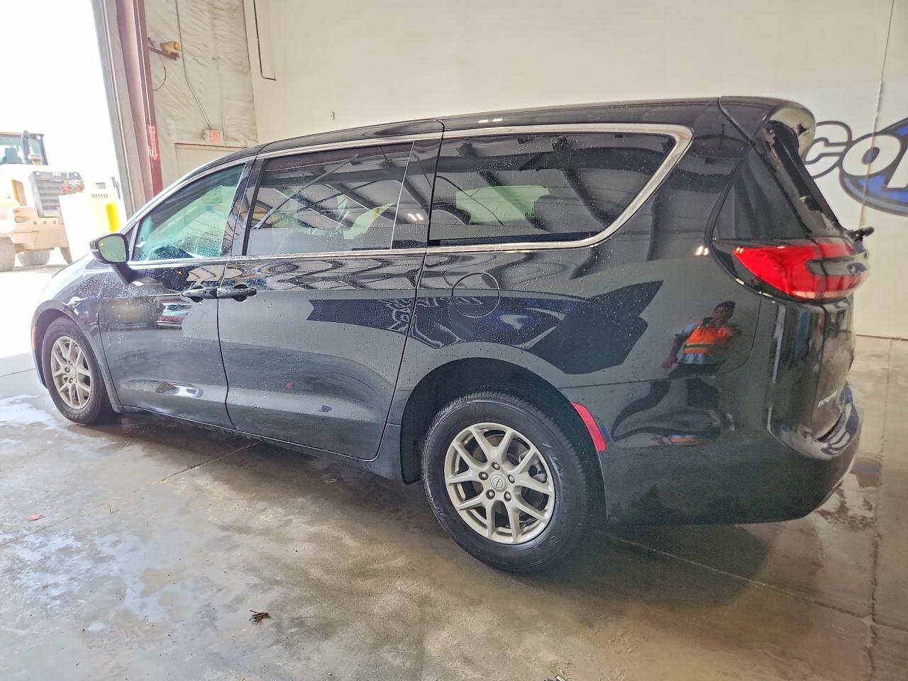 2026 CHRYSLER PACIFICA SELECT — снимка 2