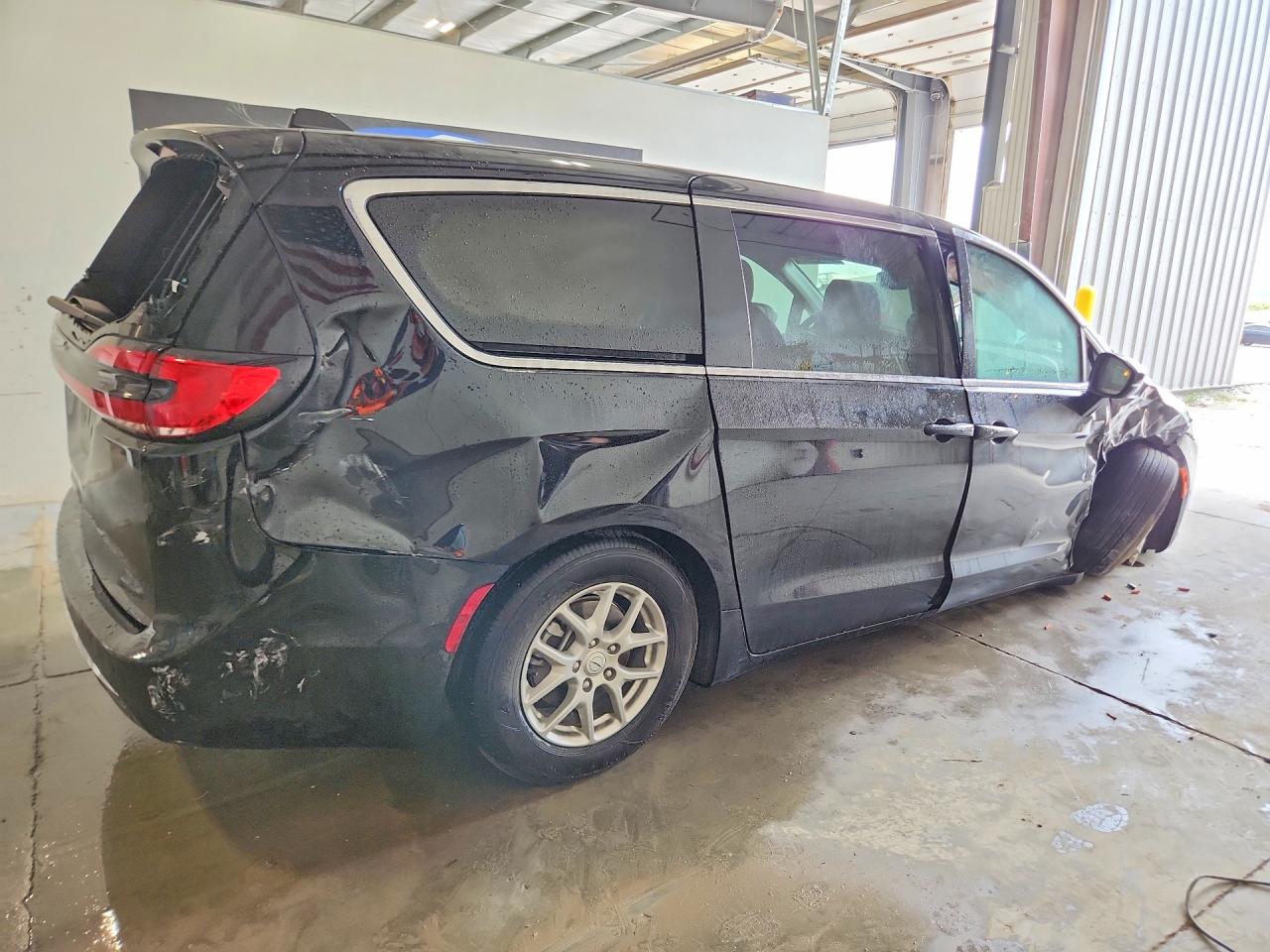 2026 CHRYSLER PACIFICA SELECT — снимка 3