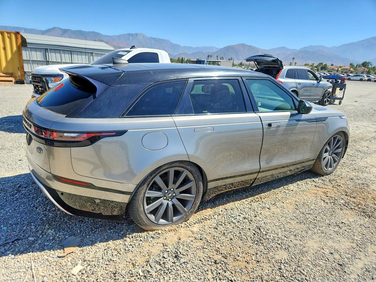 2018 LAND ROVER RANGE ROVER VELAR R-DYNAMIC SE — снимка 3