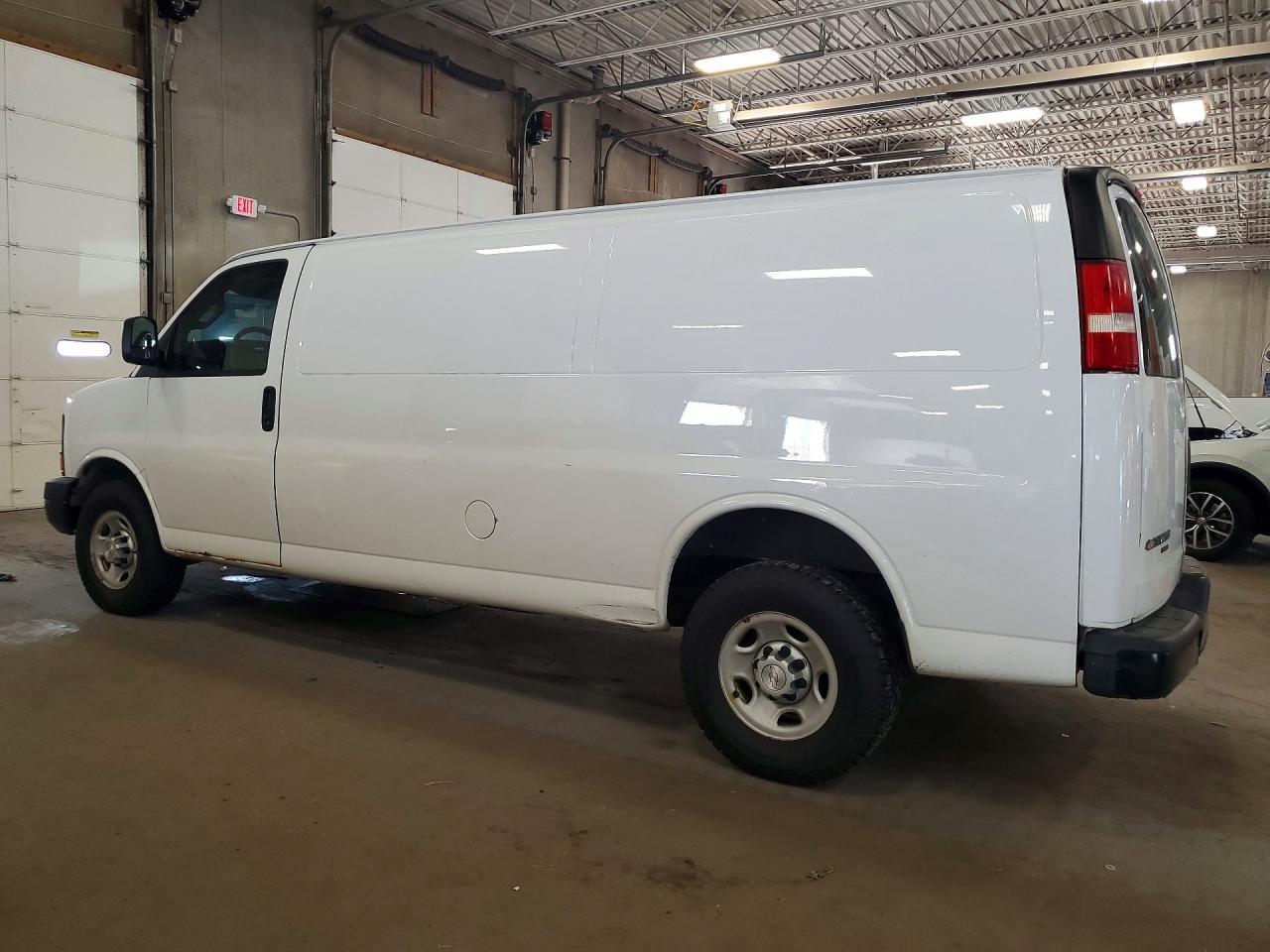 2016 CHEVROLET EXPRESS CARGO — снимка 2