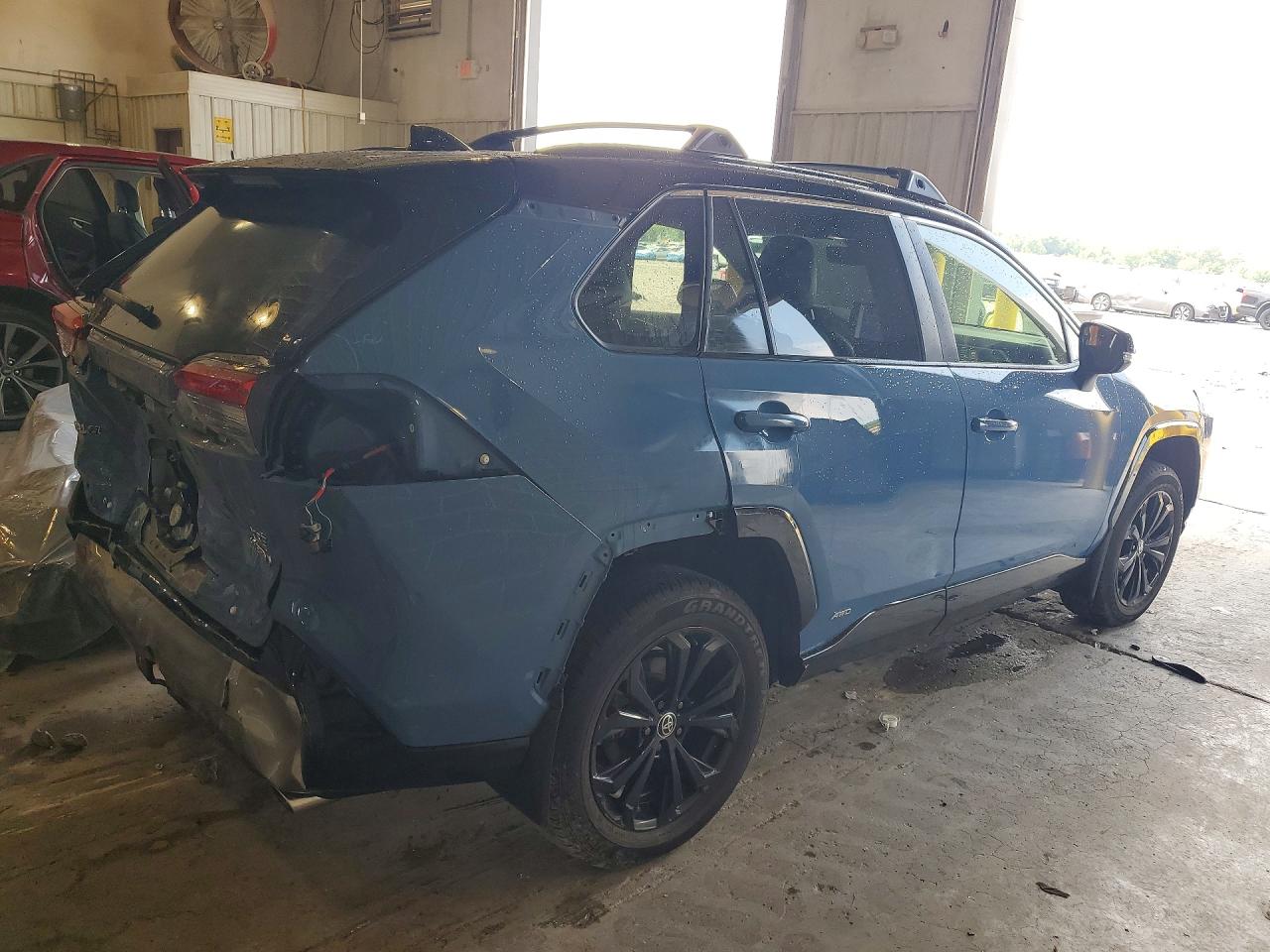 2023 TOYOTA RAV4 XSE — снимка 3