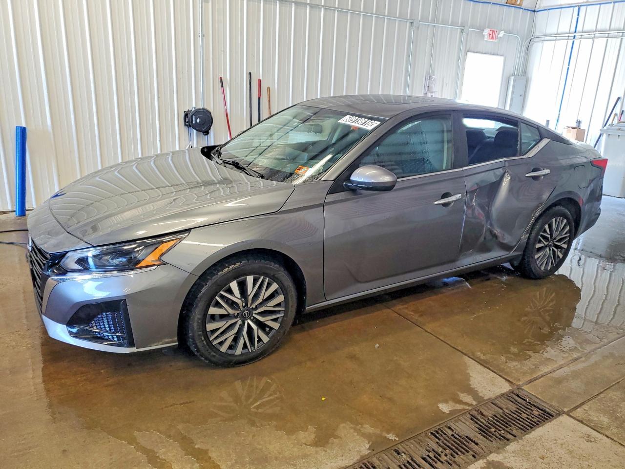 2023 NISSAN ALTIMA SV