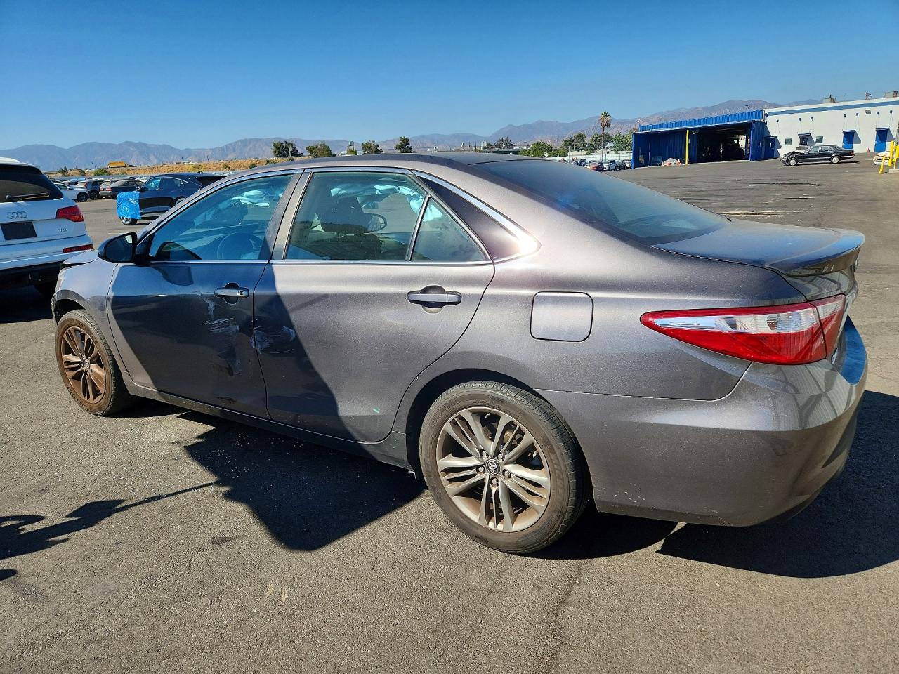 2016 TOYOTA CAMRY SE — снимка 2