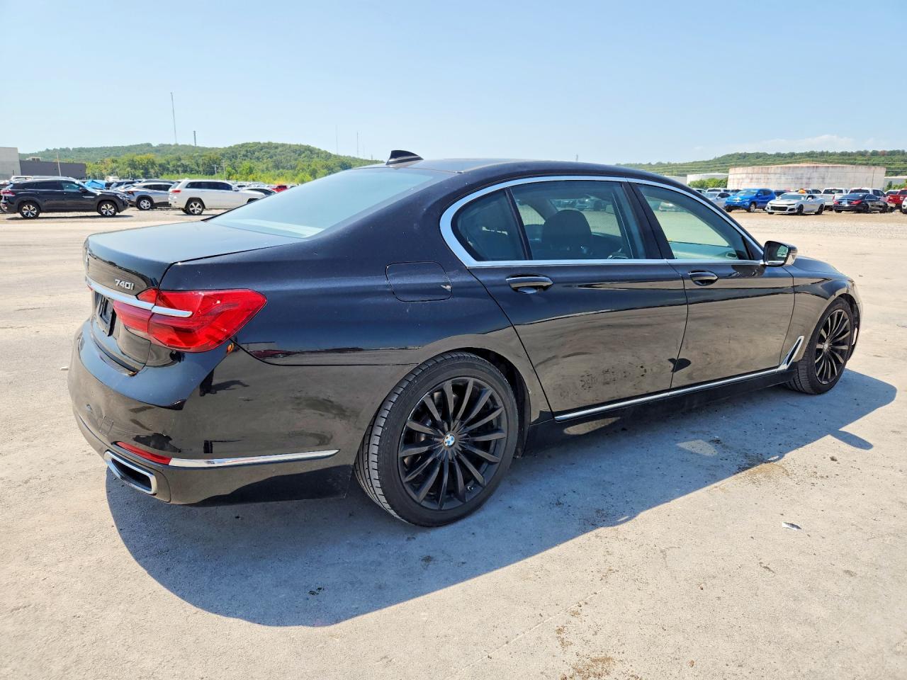 2016 BMW 740 I — снимка 3