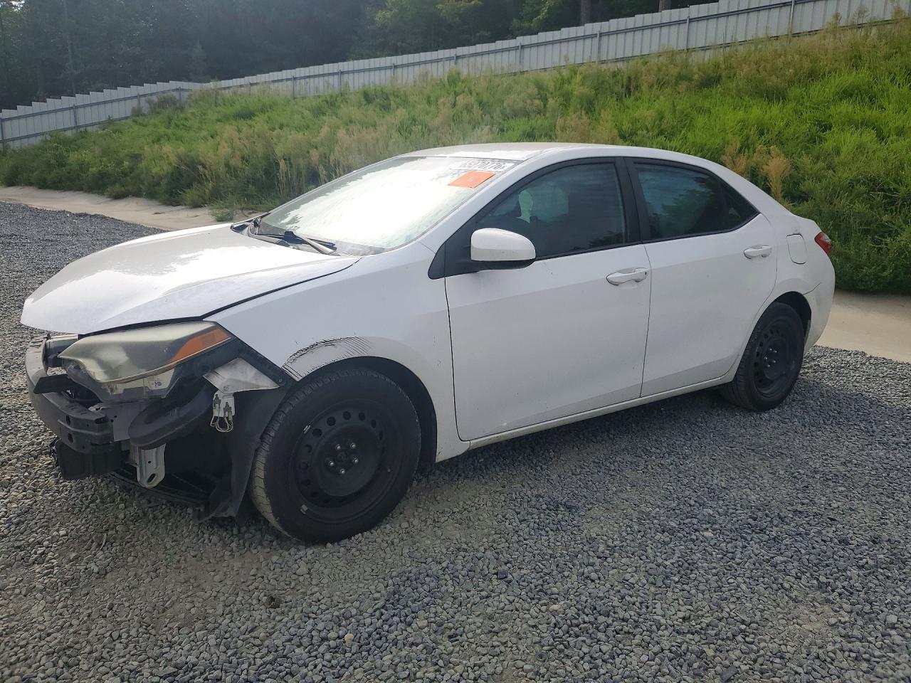 2016 TOYOTA COROLLA LE