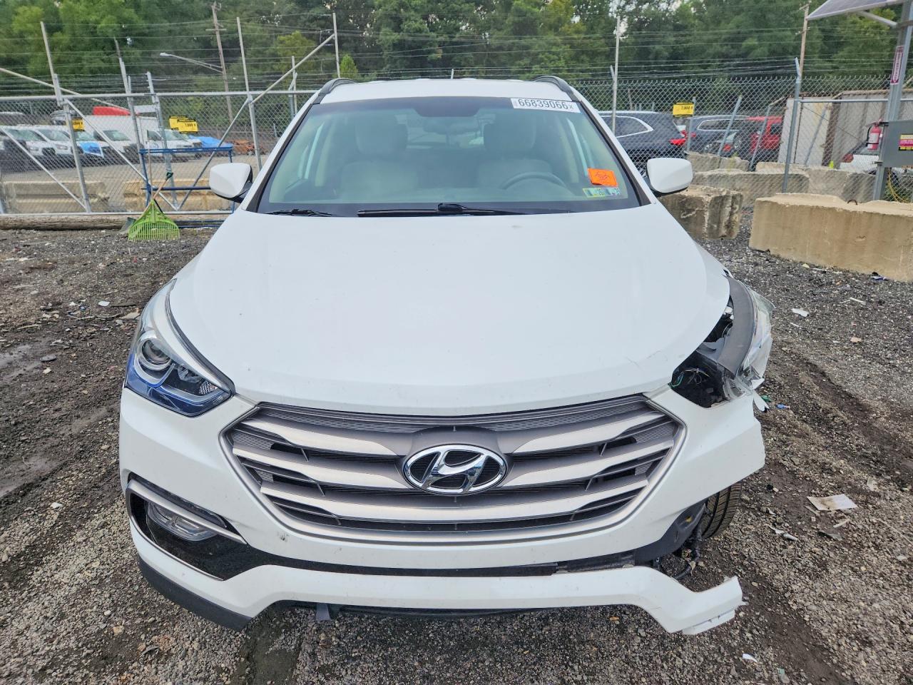 2017 HYUNDAI SANTA FE SPORT 2.4L — снимка 5